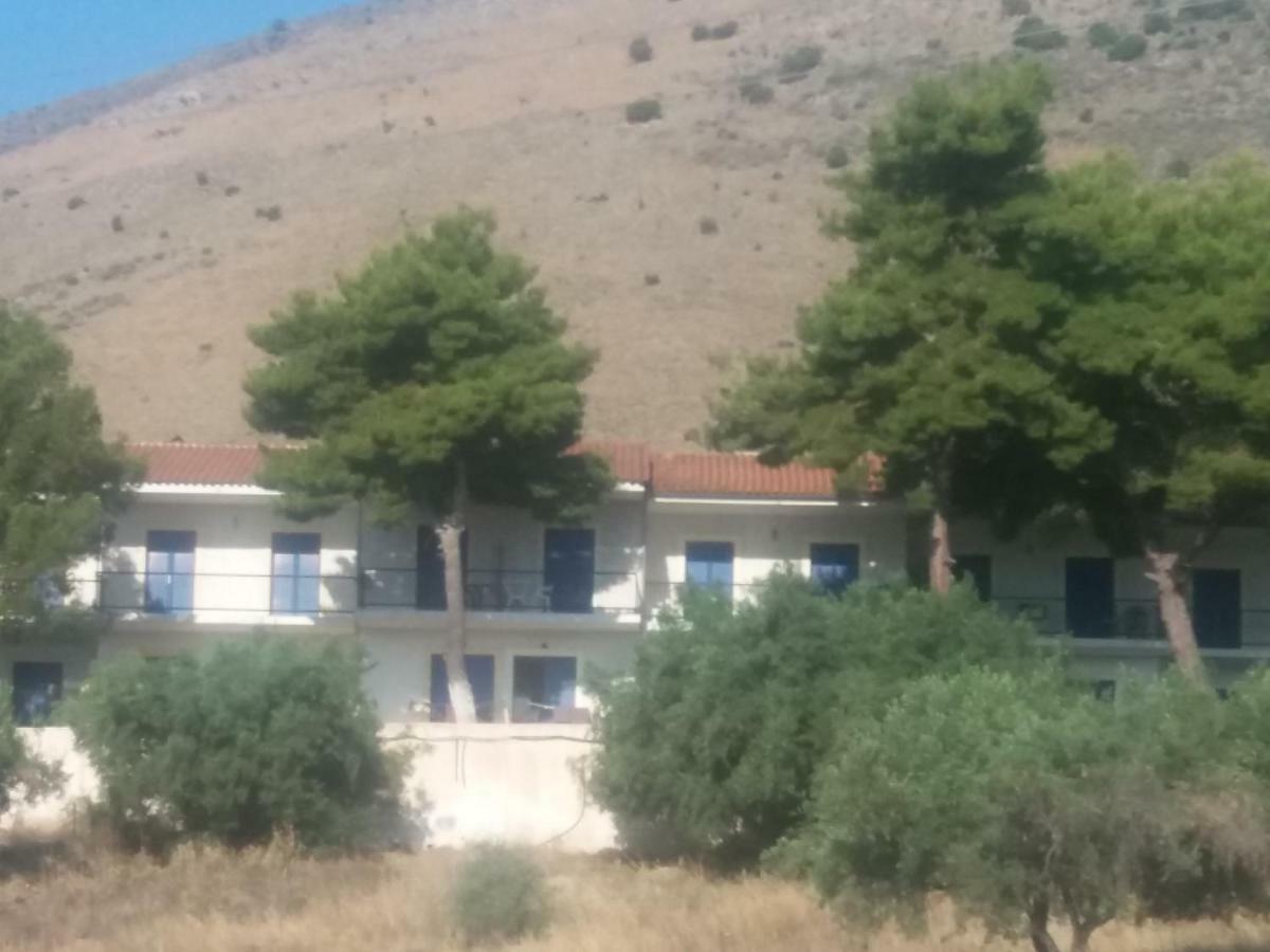 Villa Galaxídhion Exteriör bild
